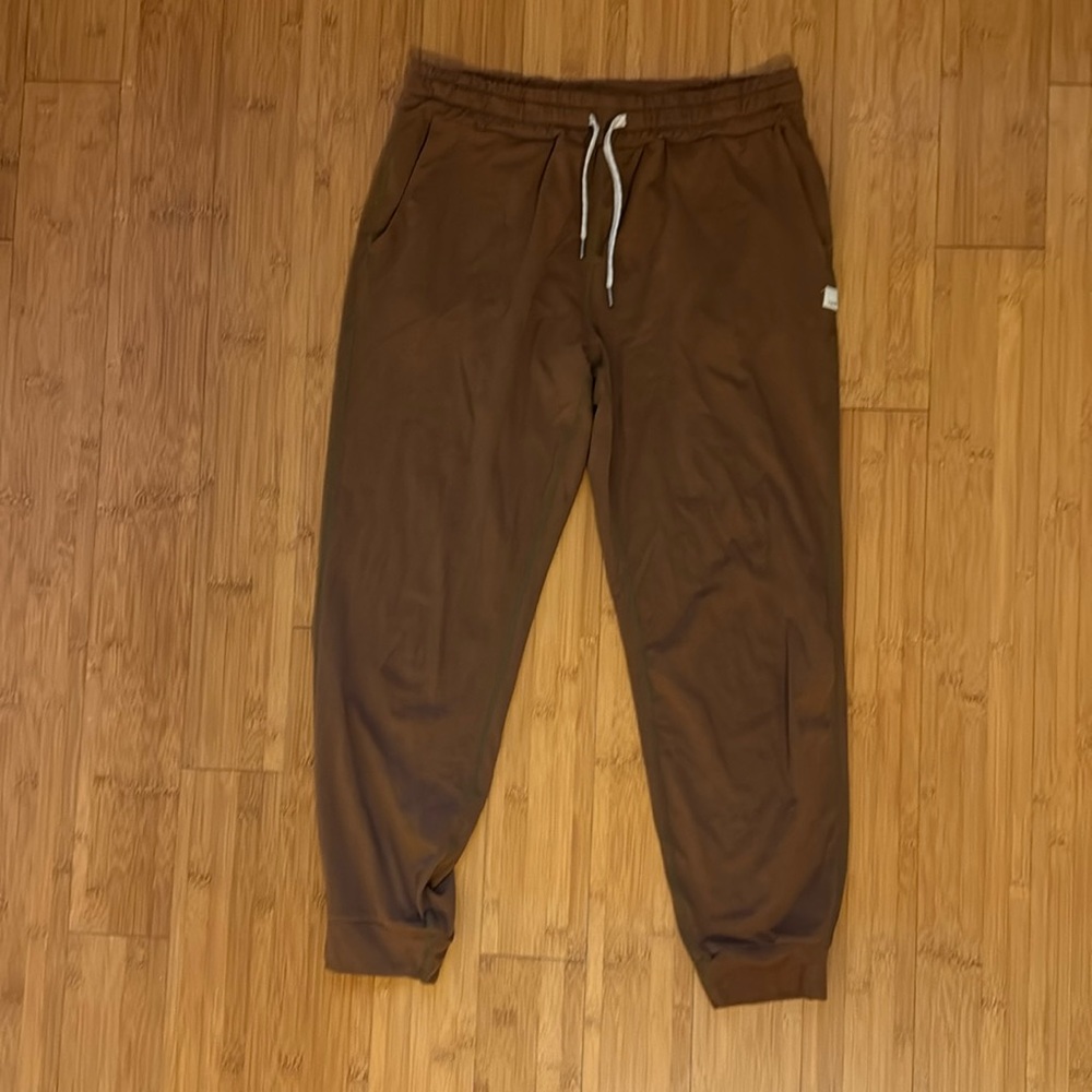 Vuori Women’s Dreamknit Performance Joggers Small EUC